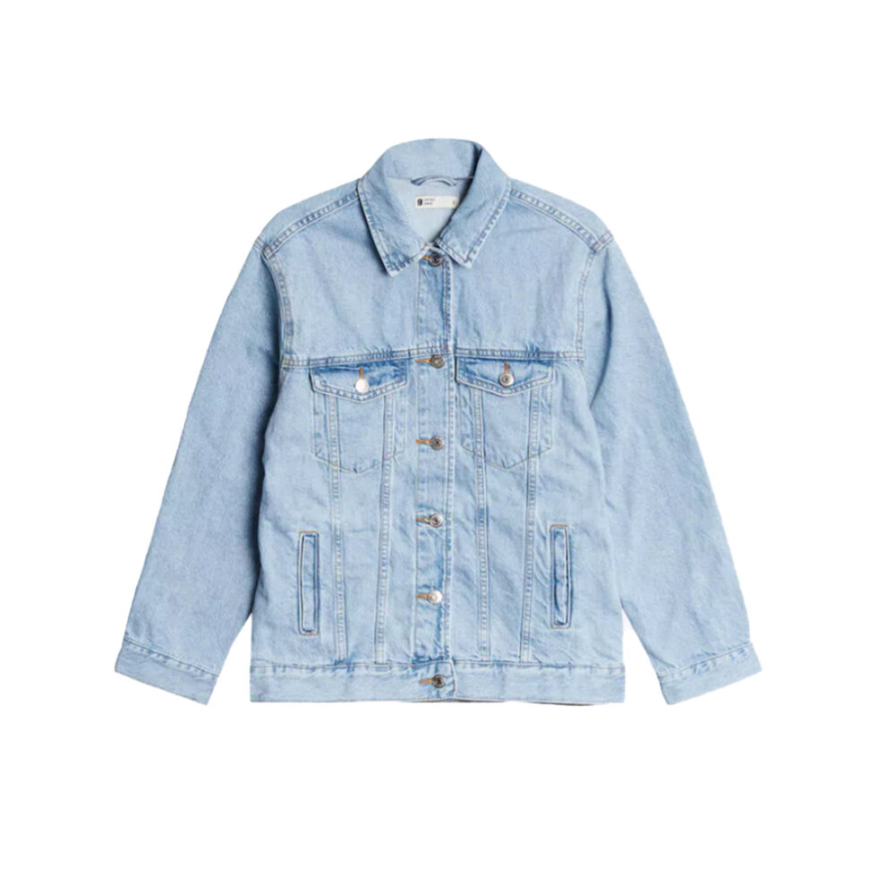 10 fina jeansjackor i butik just nu – i olika färger och 10 fina jeansjackor i butik just nu – i olika färger och