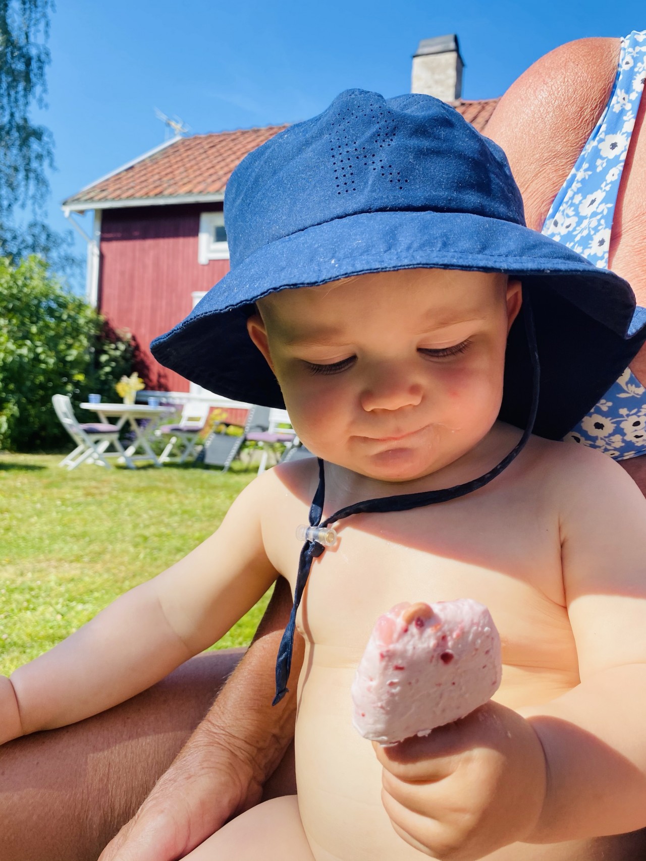 Svarar på lite frågor lalala Hanna Persson