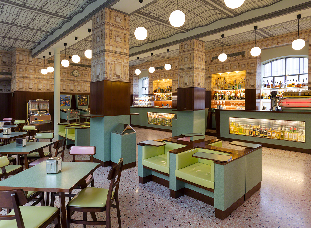 Bar Luce Milano